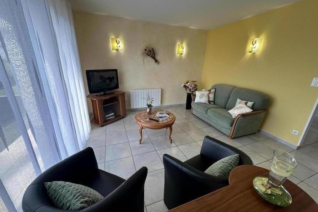 Photo of Livingroom in Mees