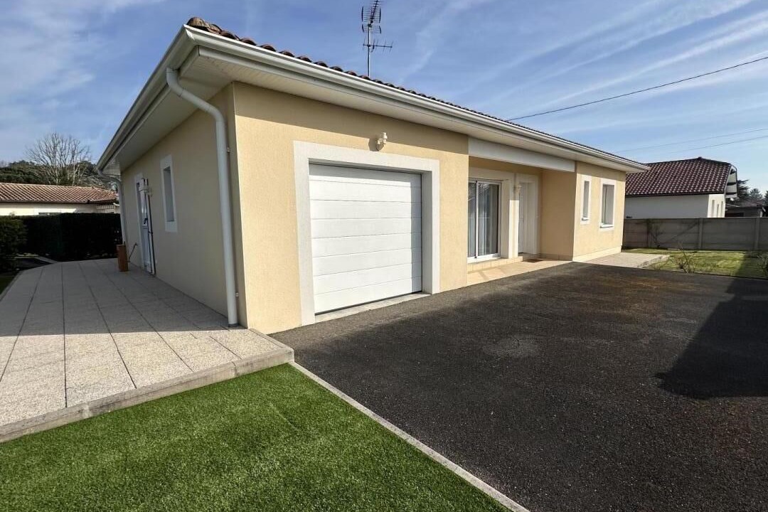 Photo of Outdoor in Mees