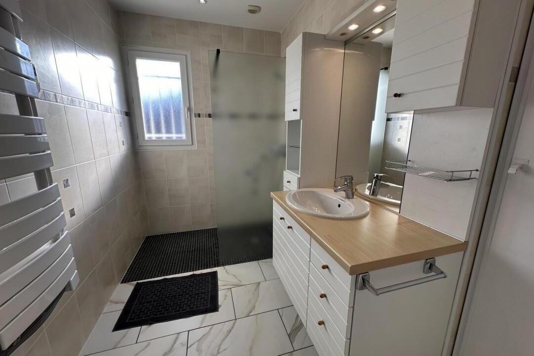Photo of Bathroom in Mees