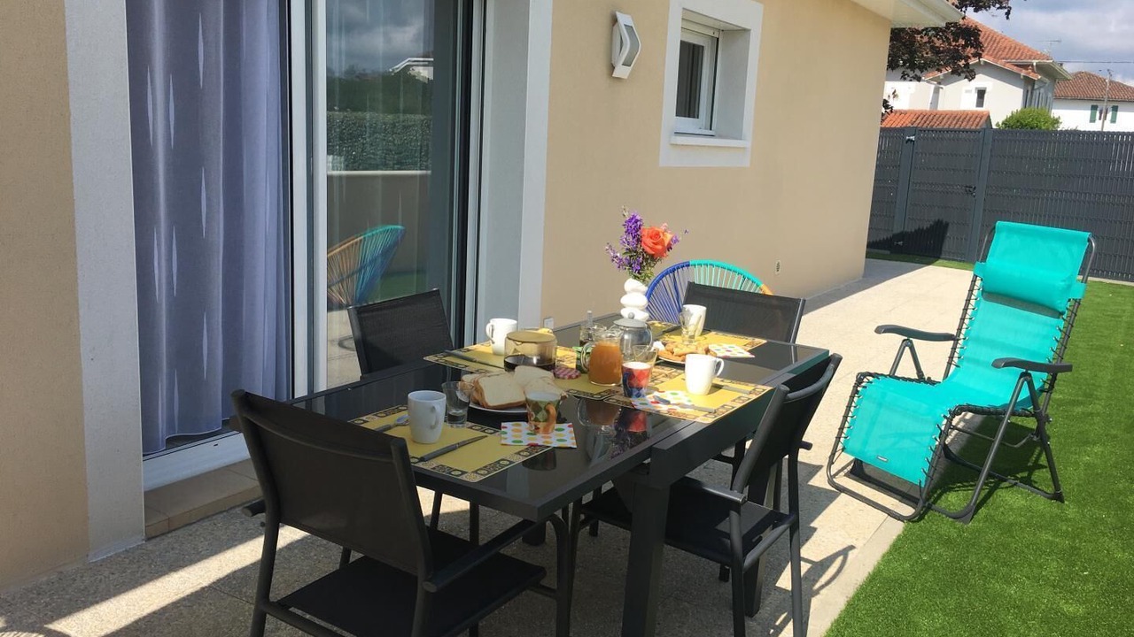 Photo of Outdoor in Mees