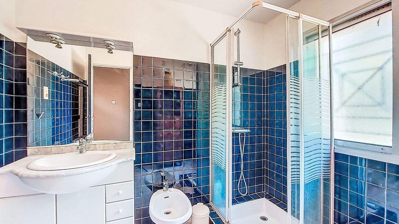 Photo of Bathroom in Saint-Pandelon