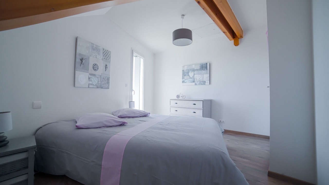 Photo of Bedroom in Pugny-Chatenod