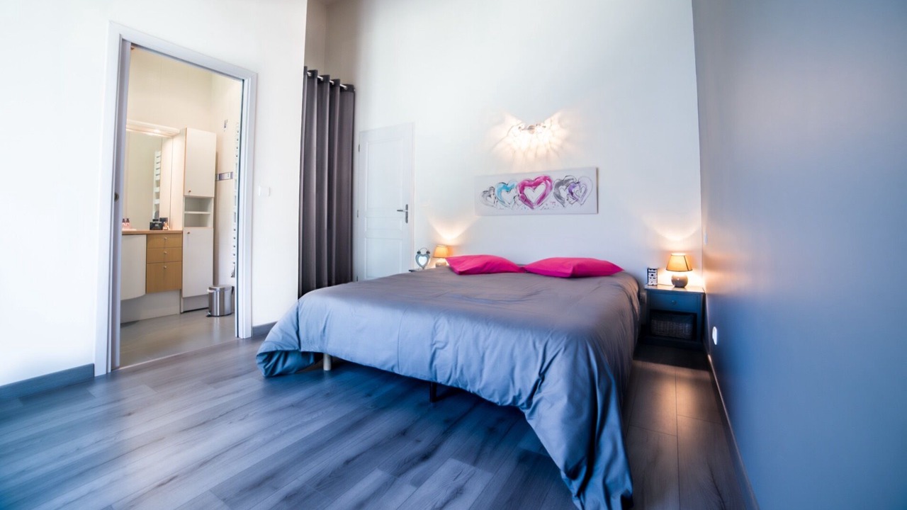 Photo of Bedroom in Pugny-Chatenod