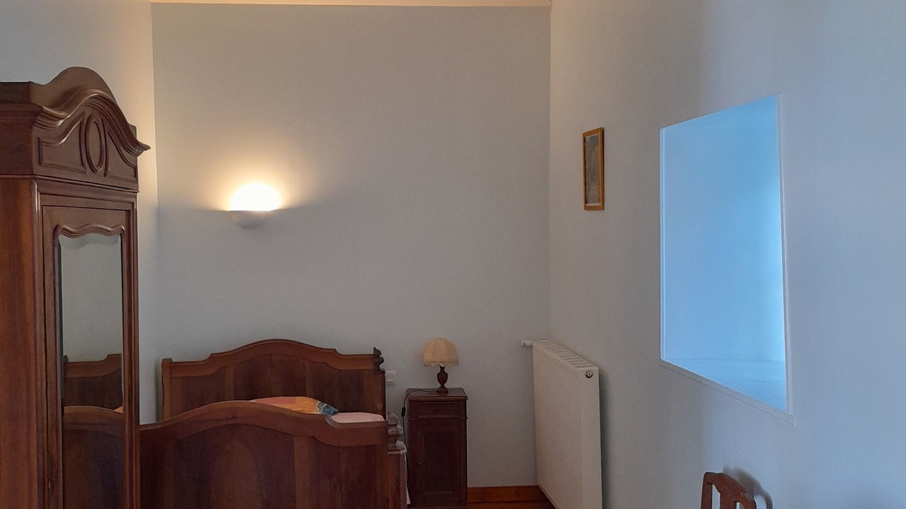 Photo of Bedroom in Frontenay-Rohan-Rohan