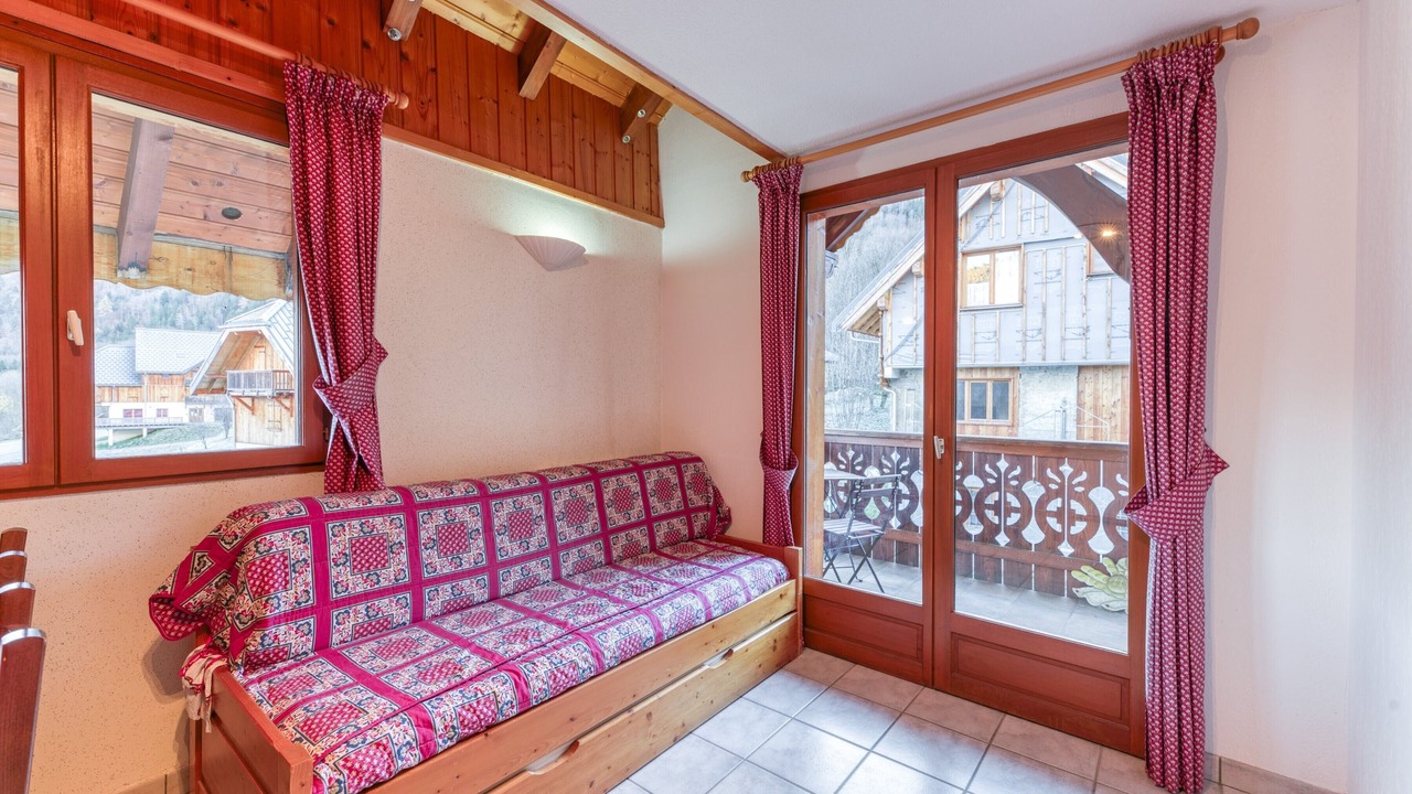 Photo of Livingroom in Saint-Colomban-des-Villards