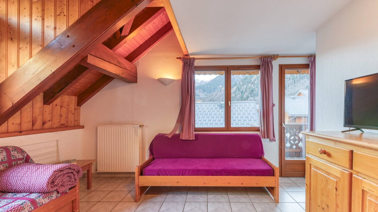 Photo of Livingroom in Saint-Colomban-des-Villards