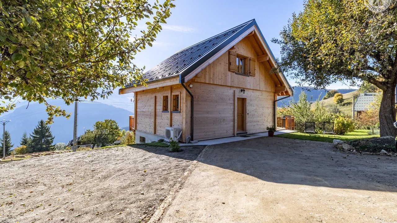 Photo of Outdoor in Jarrier