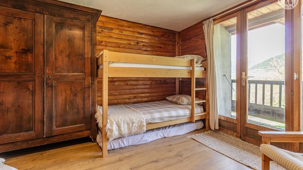 Photo of Bedroom in Seez