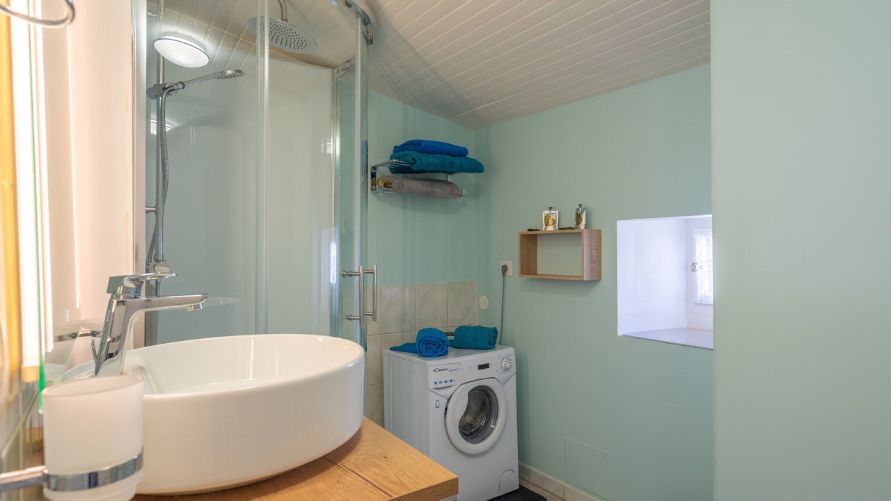 Photo of Bathroom in Jonzac