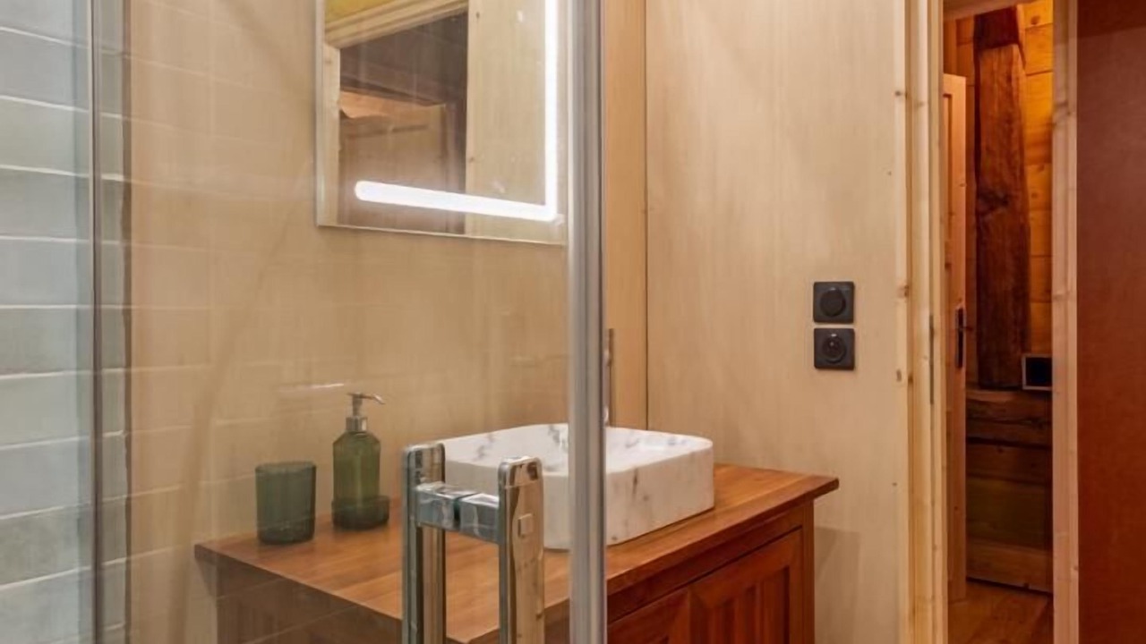 Photo of Bathroom in Saint-Francois-Longchamp