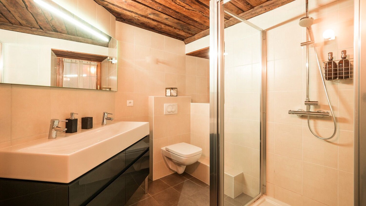 Photo of Bathroom in Montvalezan