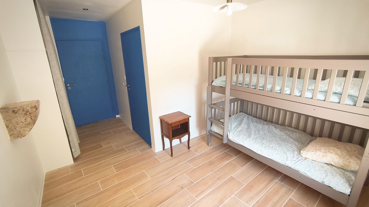 Photo of Bedroom in Montpeyroux