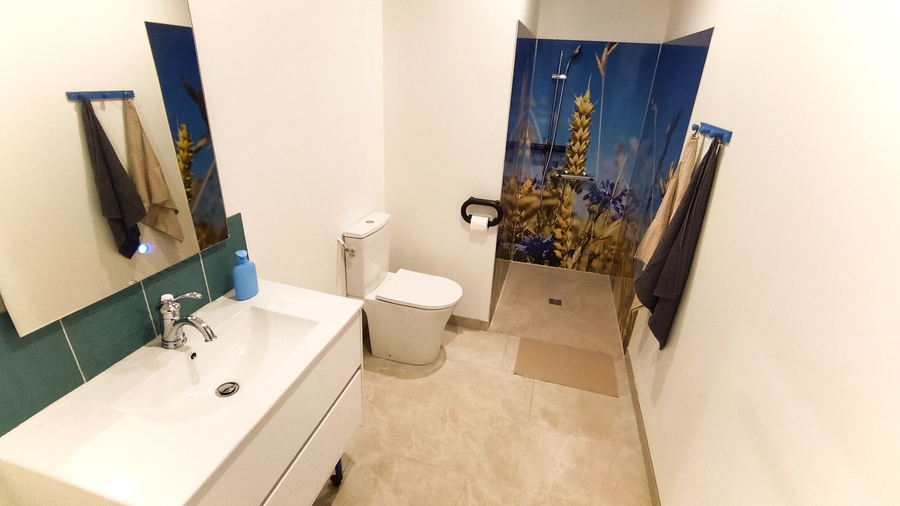 Photo of Bathroom in Montpeyroux