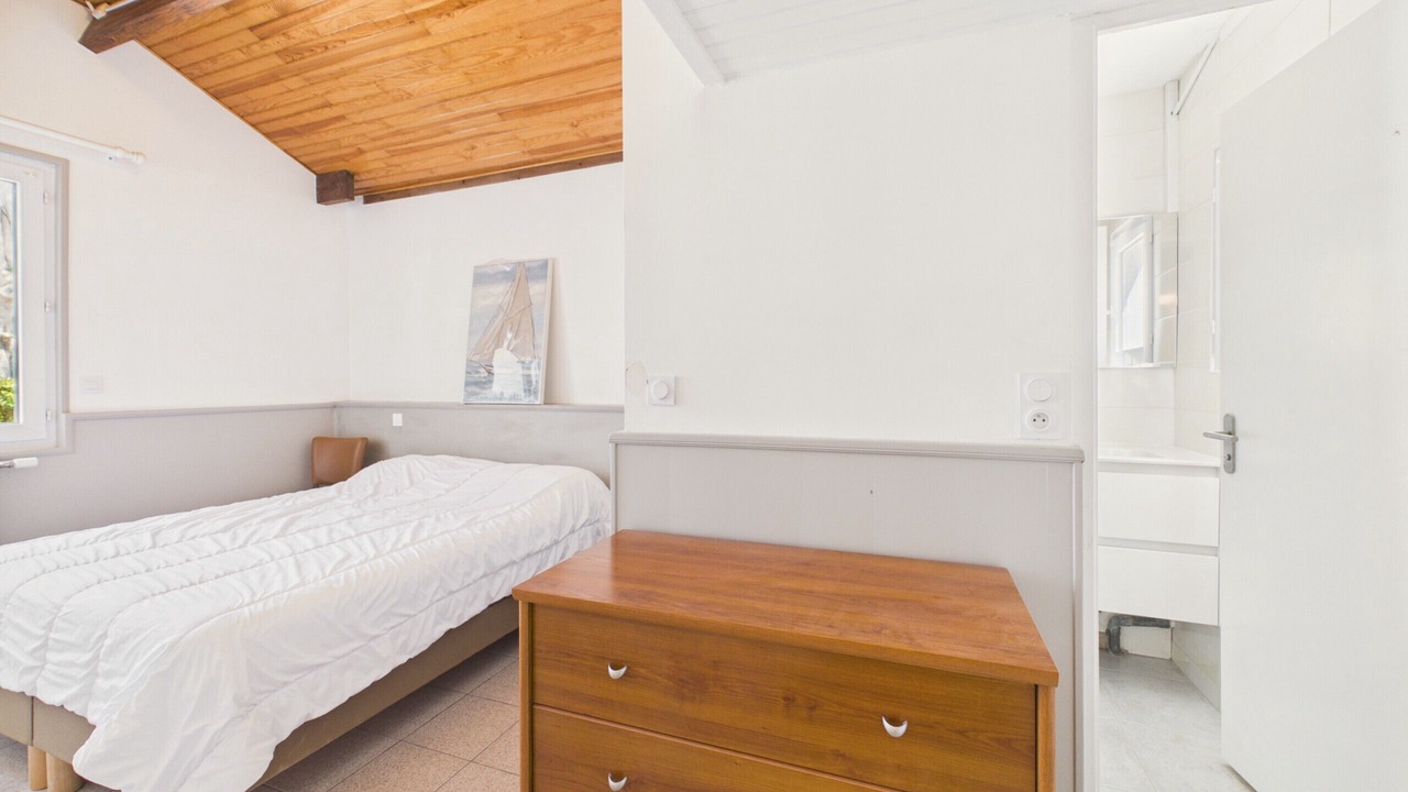 Photo of Bedroom in Le Cormier