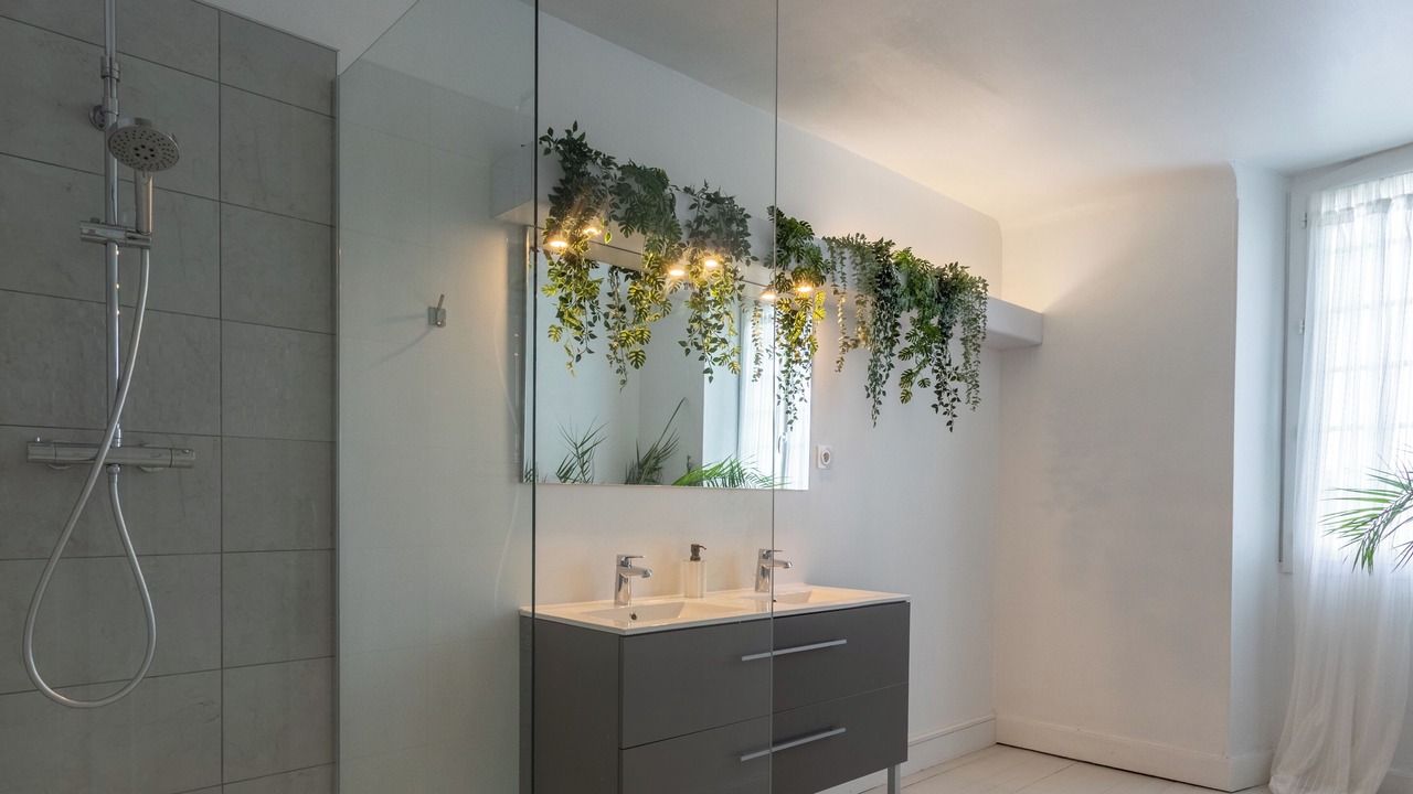 Photo of Bathroom in Castetis