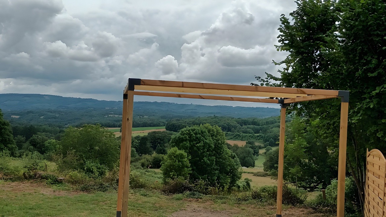 Photo of Outdoor in Folles