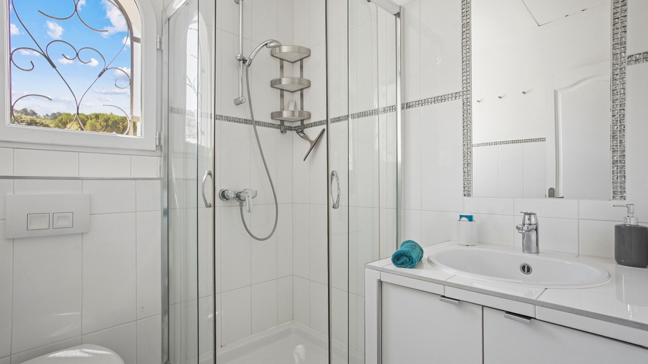 Photo of Bathroom in Cabasse