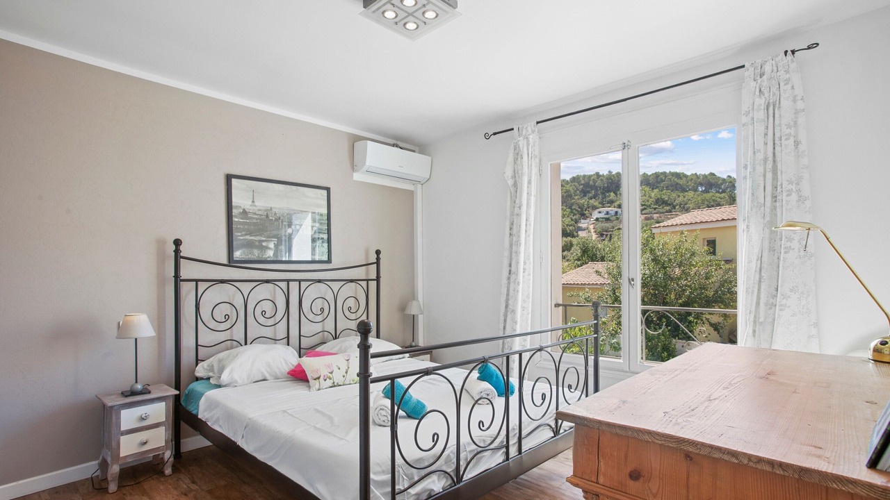 Photo of Bedroom in Cabasse