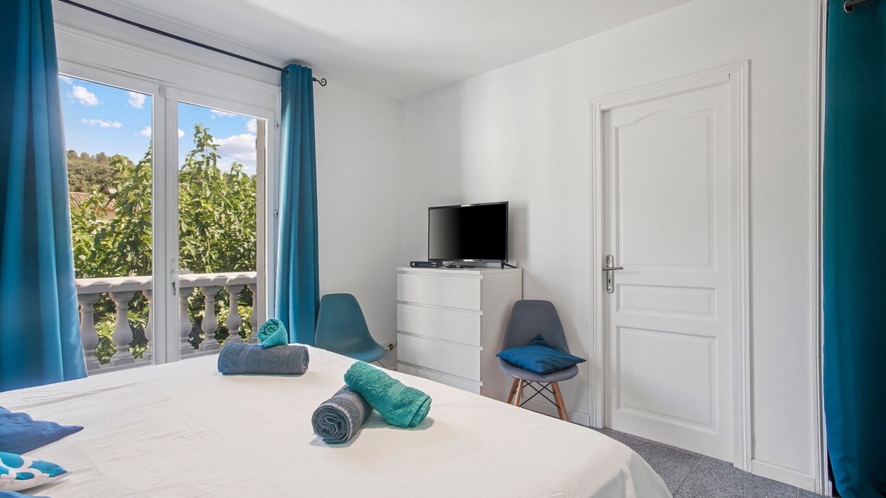 Photo of Bedroom in Cabasse