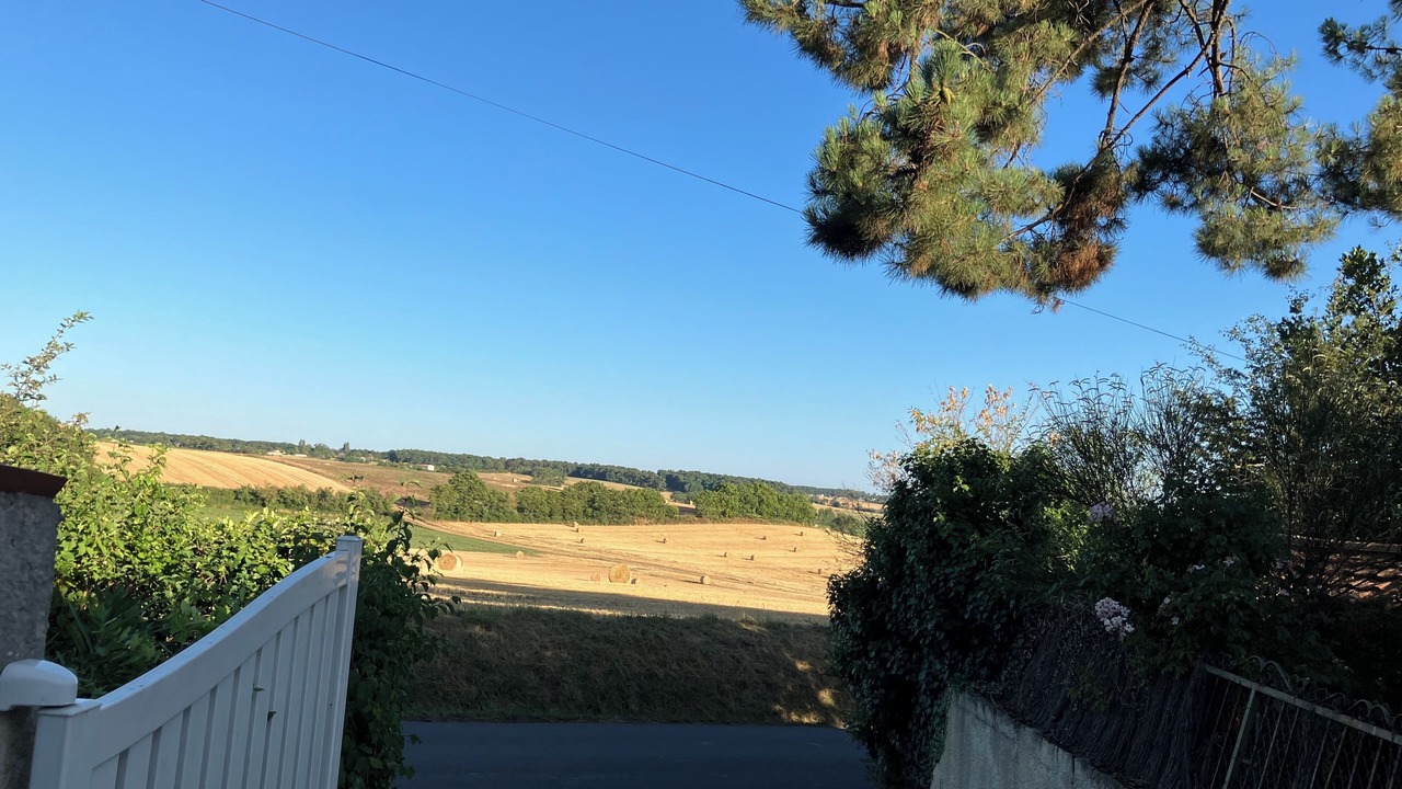Photo of Outdoor in Breuillet