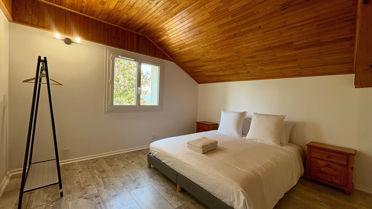 Photo of Bedroom in Saint-Jean-de-la-Porte