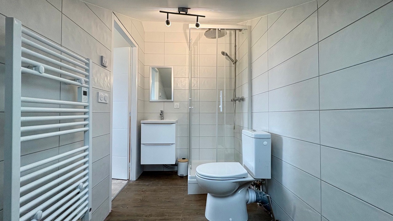 Photo of Bathroom in Saint-Jean-de-la-Porte