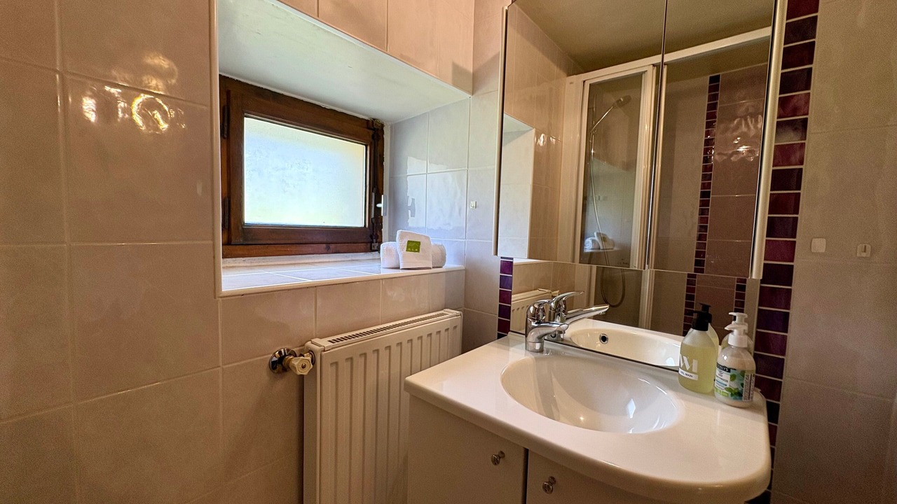 Photo of Bathroom in La Compote