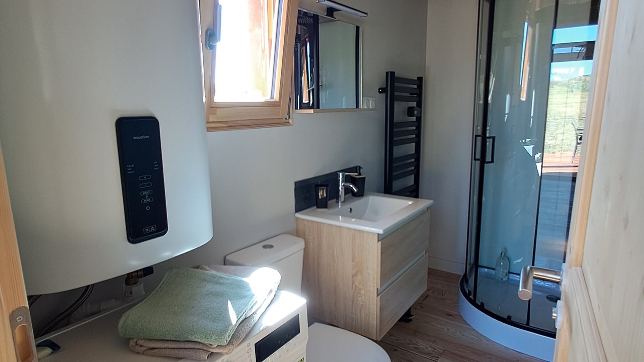 Photo of Bathroom in Saint-Merd-les-Oussines
