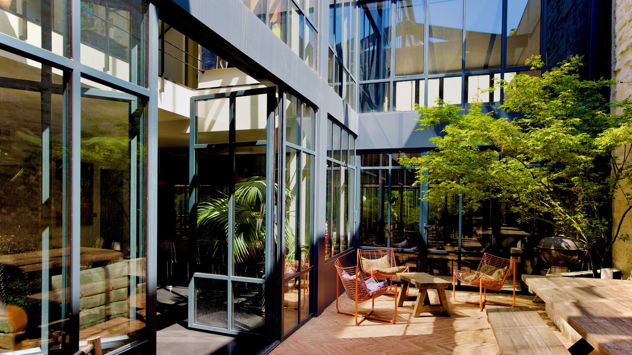 Photo of Outdoor in Chartrons