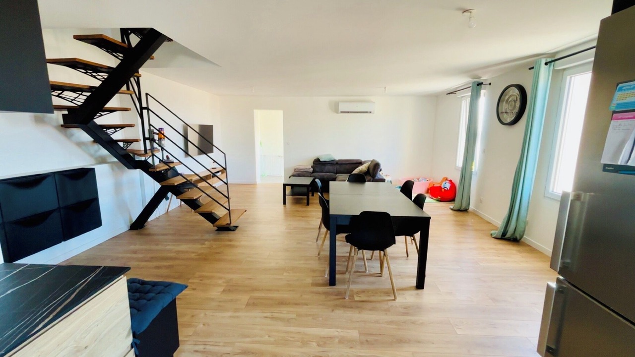 Photo of Livingroom in Cenon