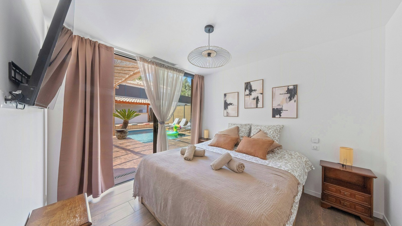 Photo of Bedroom in Ollioules