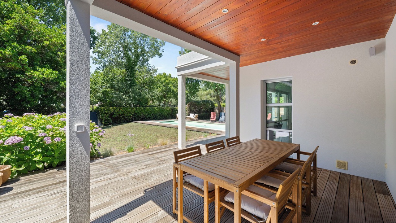 Photo of Outdoor in Lanton