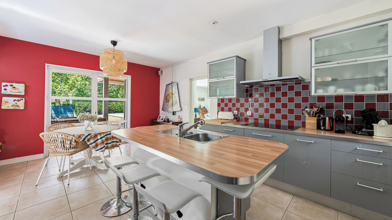 Photo of Kitchen in Lanton