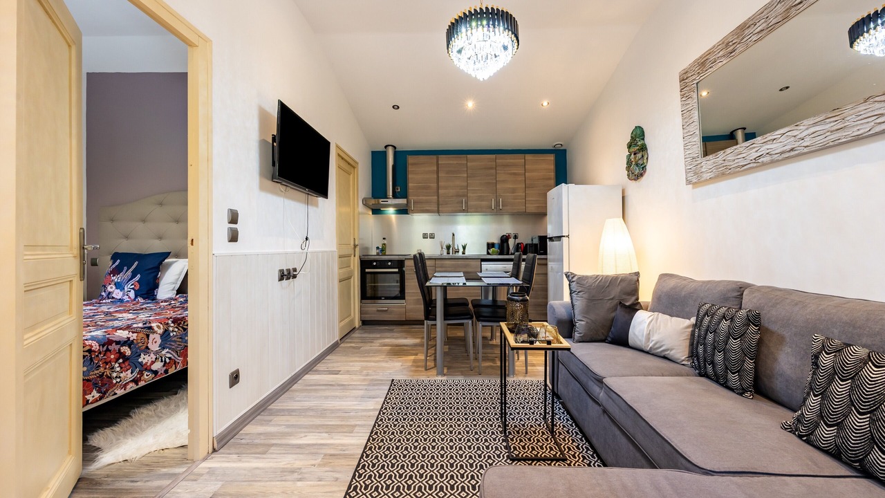 Photo of Livingroom in Lamothe-Montravel
