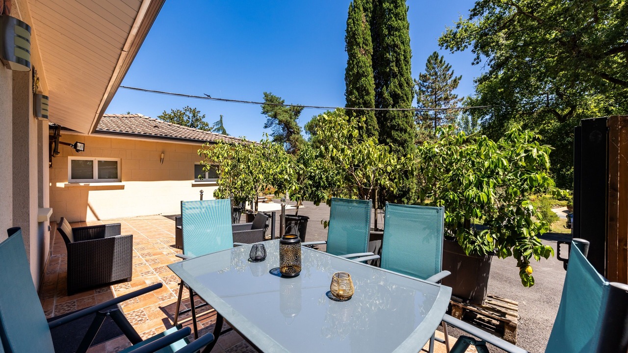 Photo of Outdoor in Lamothe-Montravel