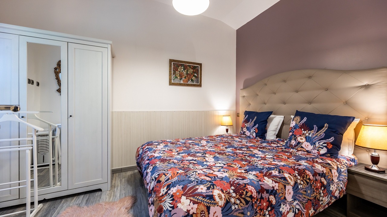 Photo of Bedroom in Lamothe-Montravel