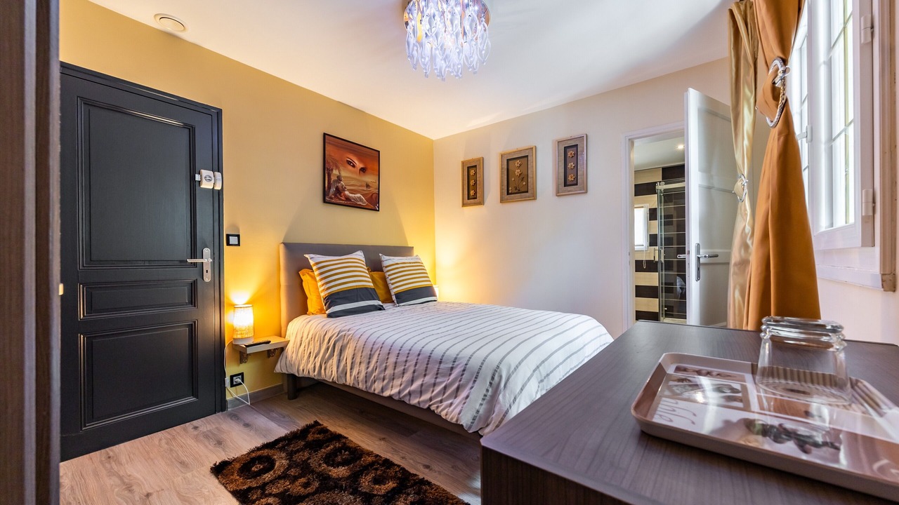 Photo of Bedroom in Lamothe-Montravel