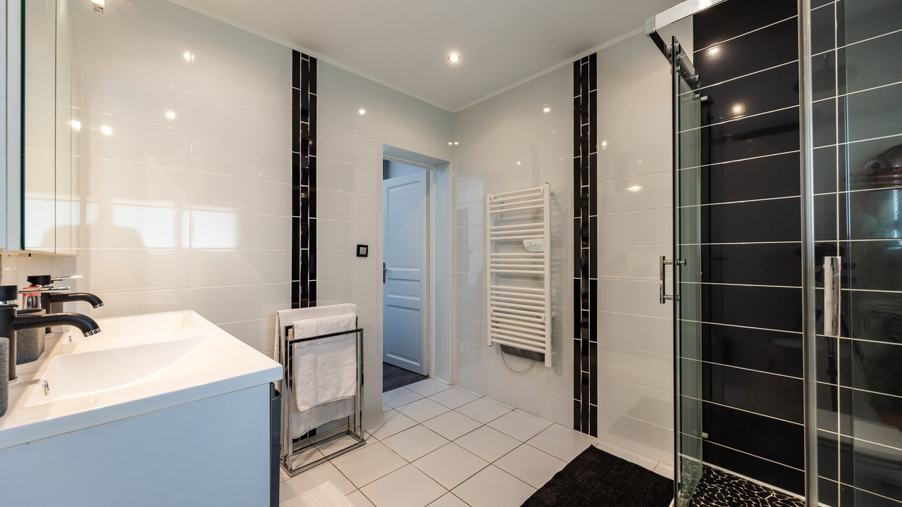 Photo of Bathroom in Lamothe-Montravel