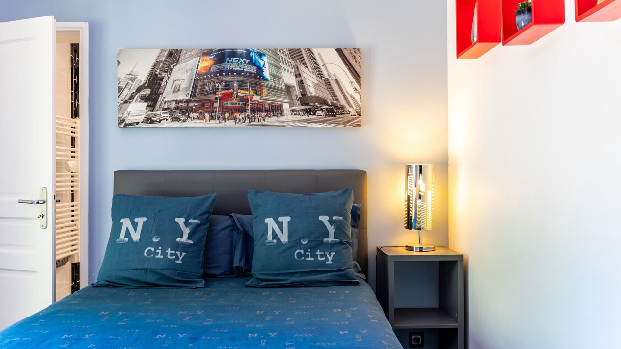 Photo of Bedroom in Lamothe-Montravel