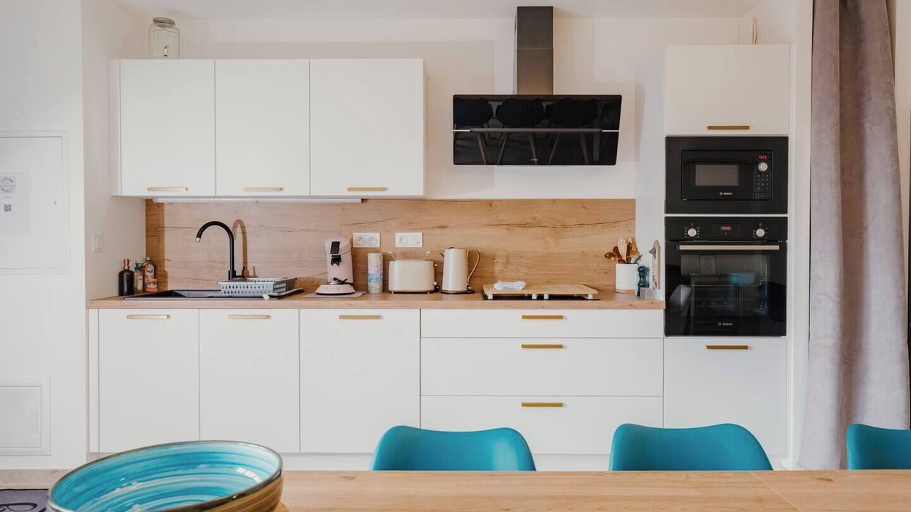 Photo of Kitchen in Puget-Ville