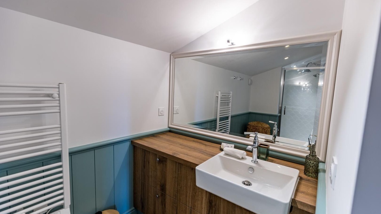 Photo of Bathroom in Arthez-d'Armagnac
