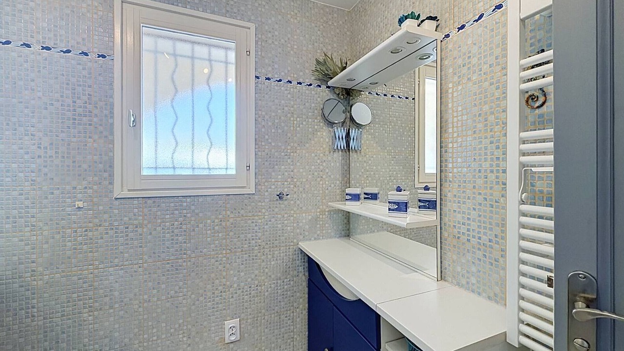 Photo of Bathroom in Saint-Cyr-sur-Mer
