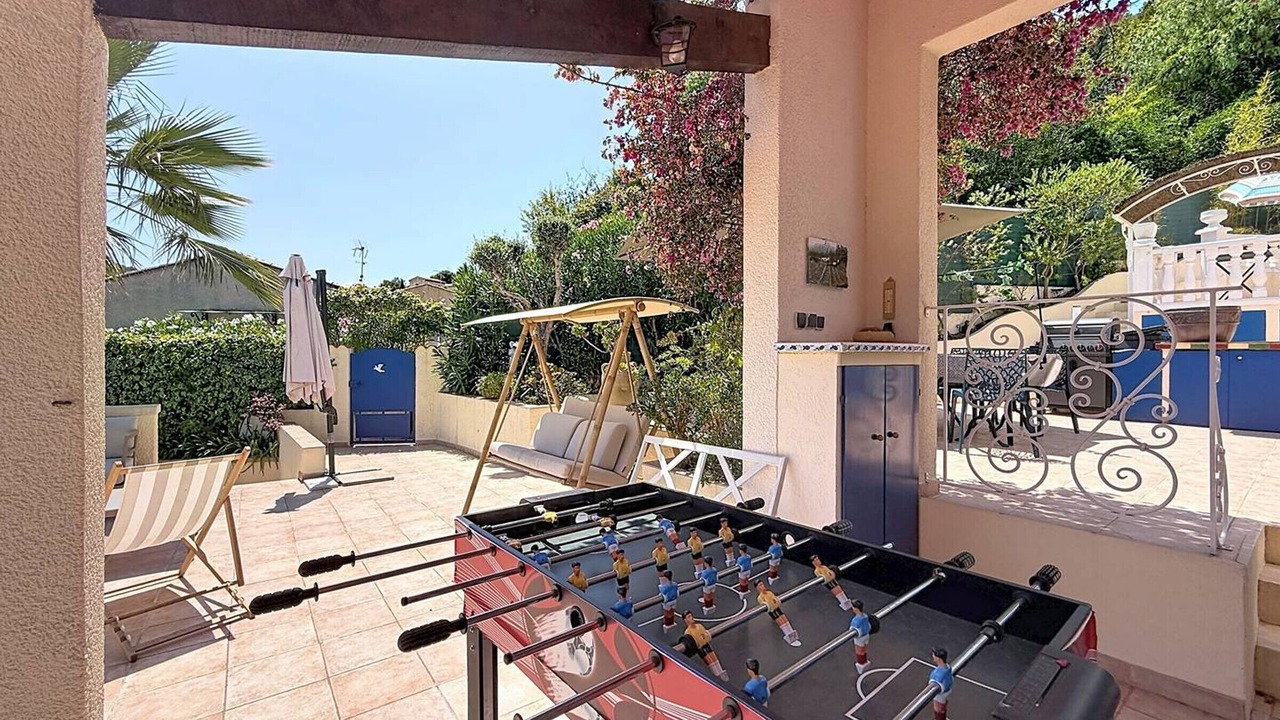 Photo of Patio Balcony in Saint-Cyr-sur-Mer