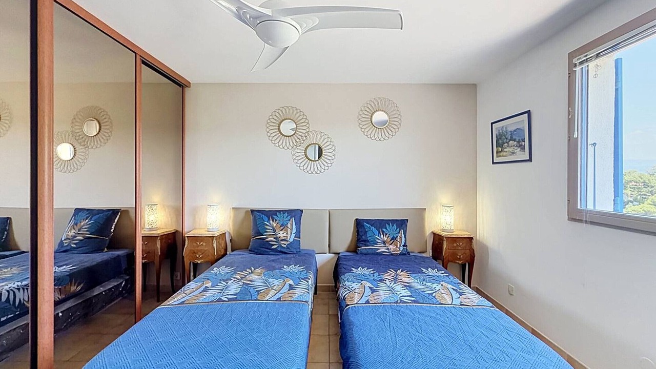 Photo of Bedroom in Saint-Cyr-sur-Mer