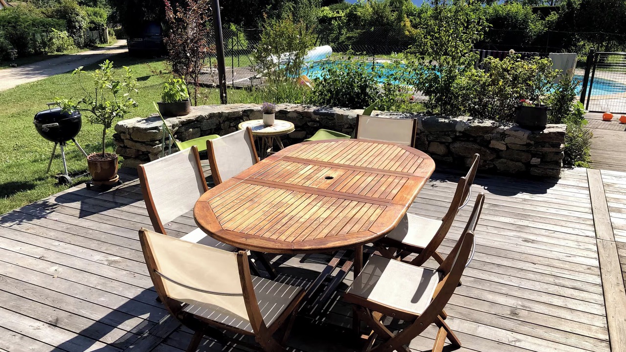 Photo of Outdoor in Herbeys