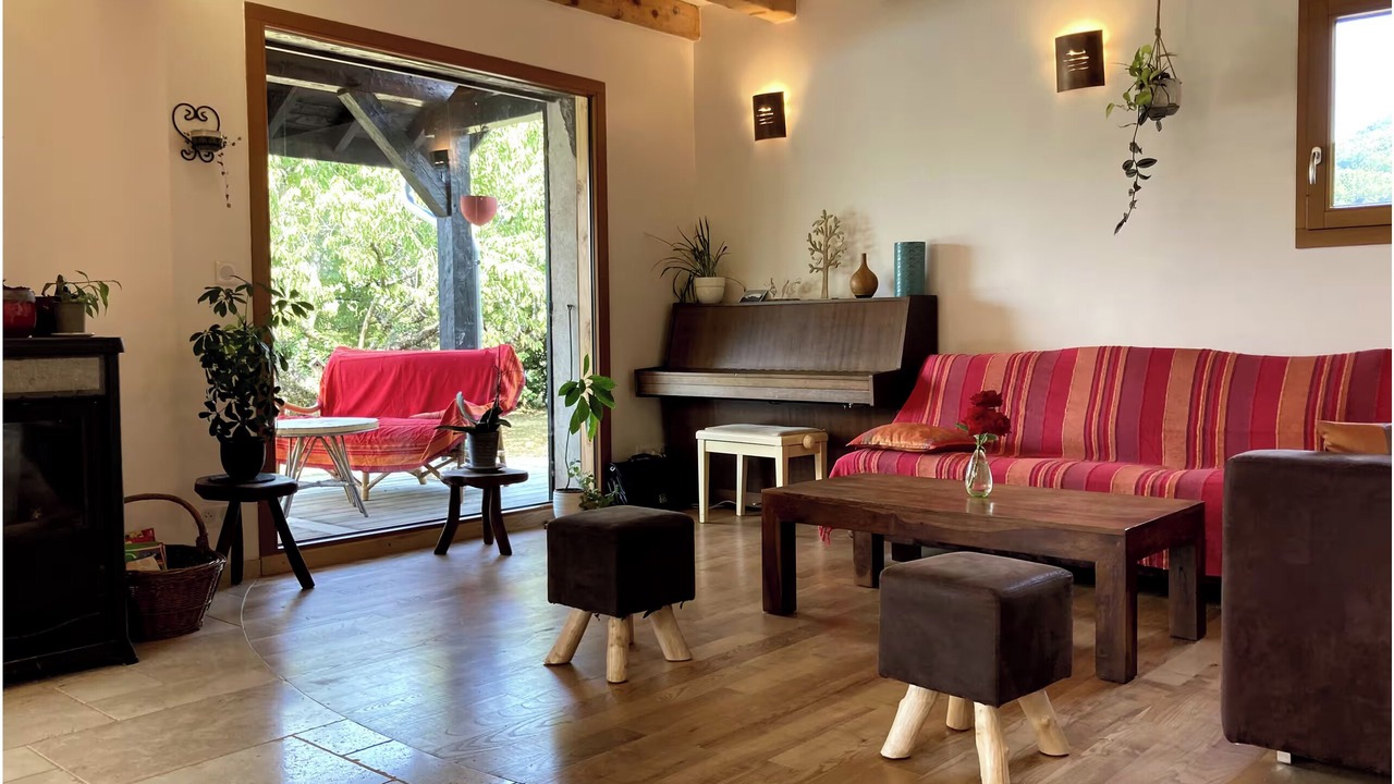 Photo of Livingroom in Herbeys