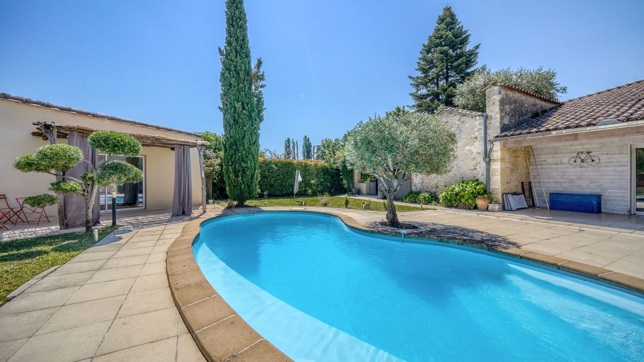 Photo of Outdoor in Gardegan-et-Tourtirac