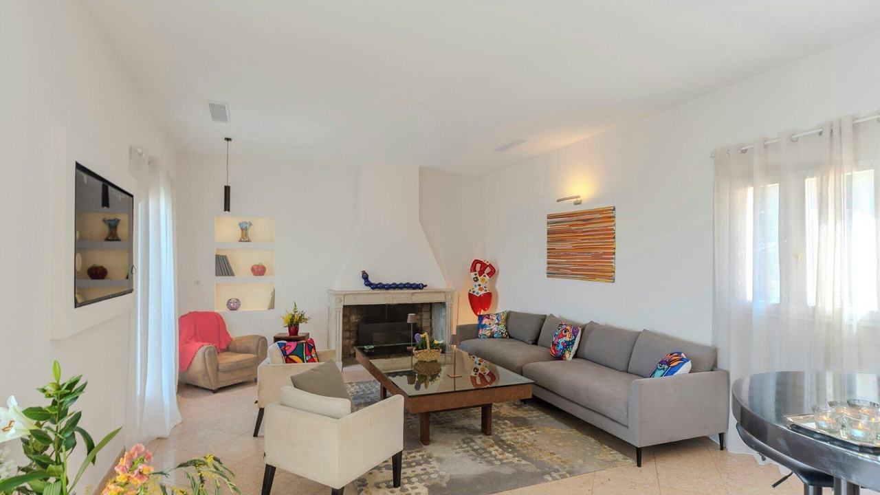 Photo of Livingroom in Valbonne