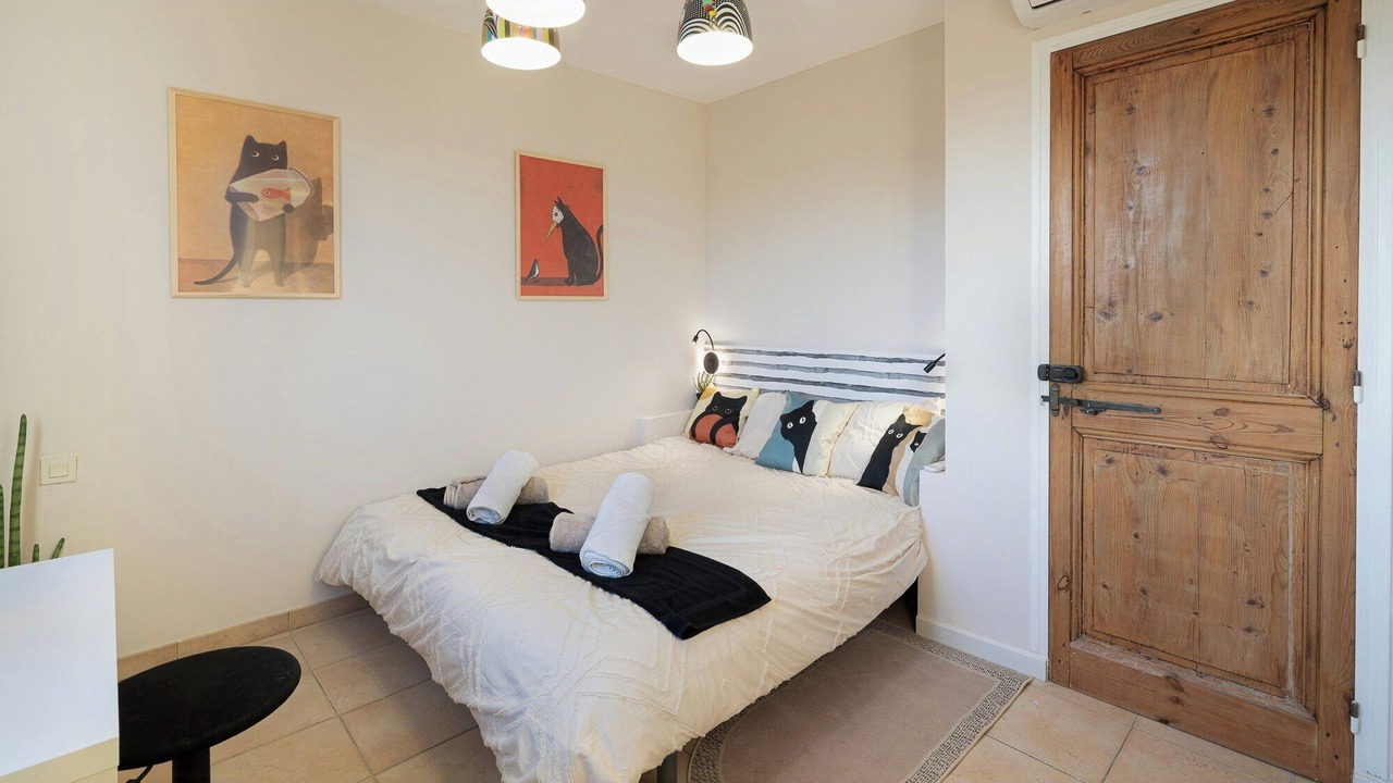 Photo of Bedroom in Valbonne