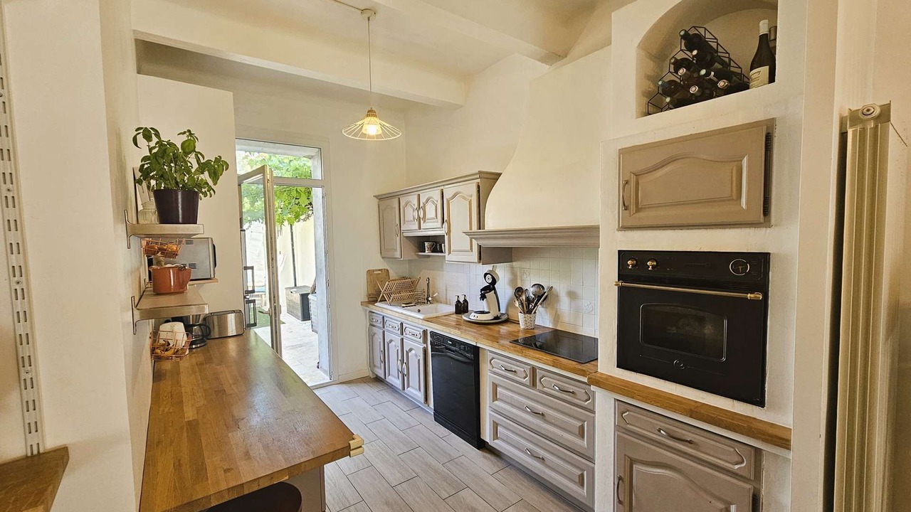 Photo of Kitchen in Saint-Mandrier-sur-Mer